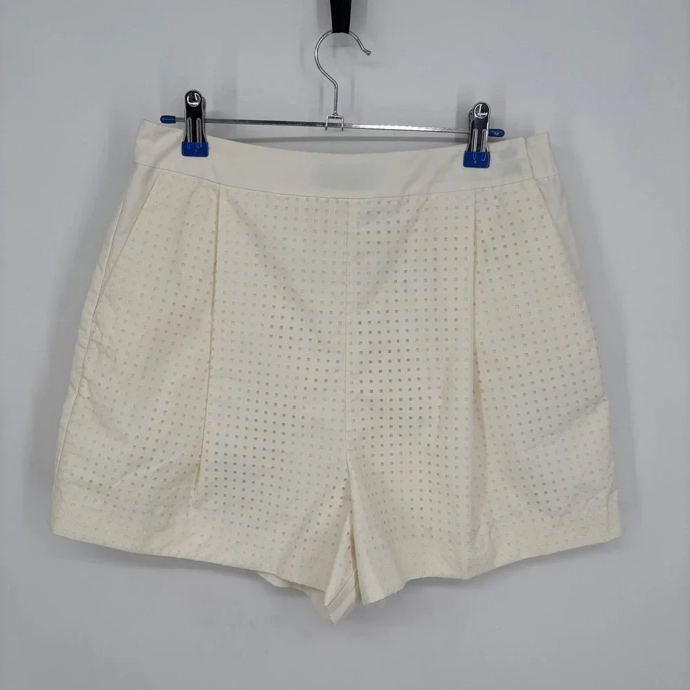 Kate Spade New York Saturday High-Rise Eyelet Shorts Pockets Ivory Size 6 NWT